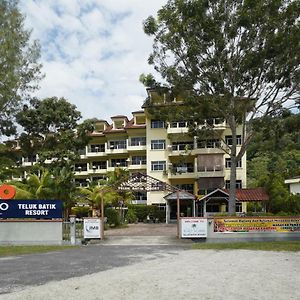 Capital O 89484 Teluk Batik Resort